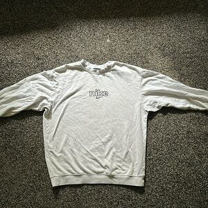 Nike Women’s light grey Crewneck.